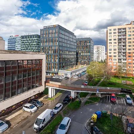 アパート Palarikova Old App